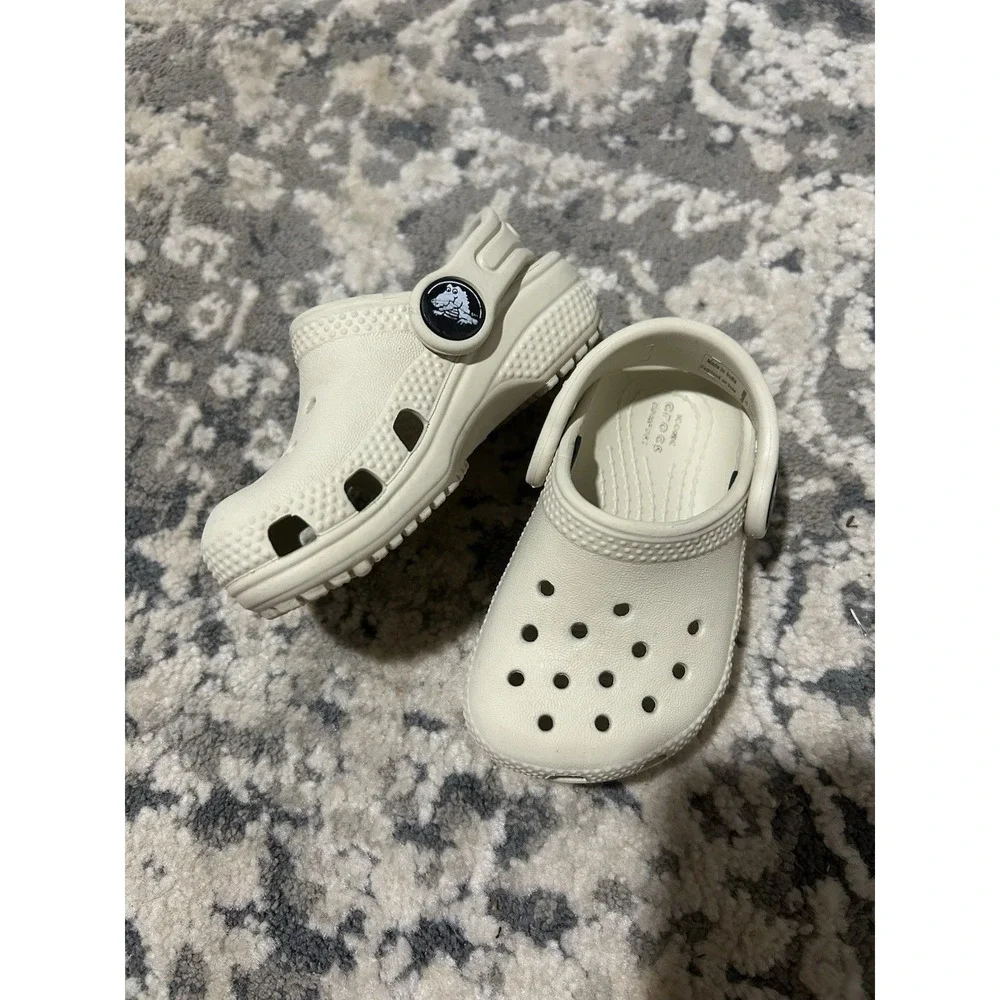 Tan Baby Crocs Size 4C